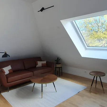 Exklusive Neubau Dachterrassenwohnung Mit Wohnungslift In Vierfamilienvilla شقة