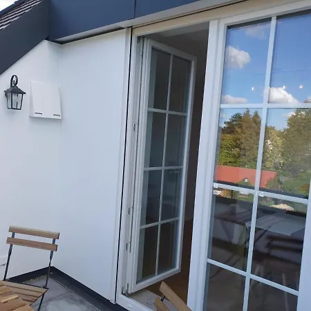 شقة Exklusive Neubau Dachterrassenwohnung Mit Wohnungslift In Vierfamilienvilla *