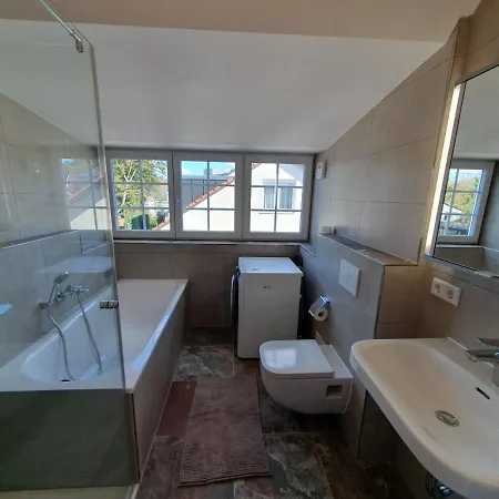 Apartment Exklusive Neubau Dachterrassenwohnung Mit Wohnungslift In Vierfamilienvilla *